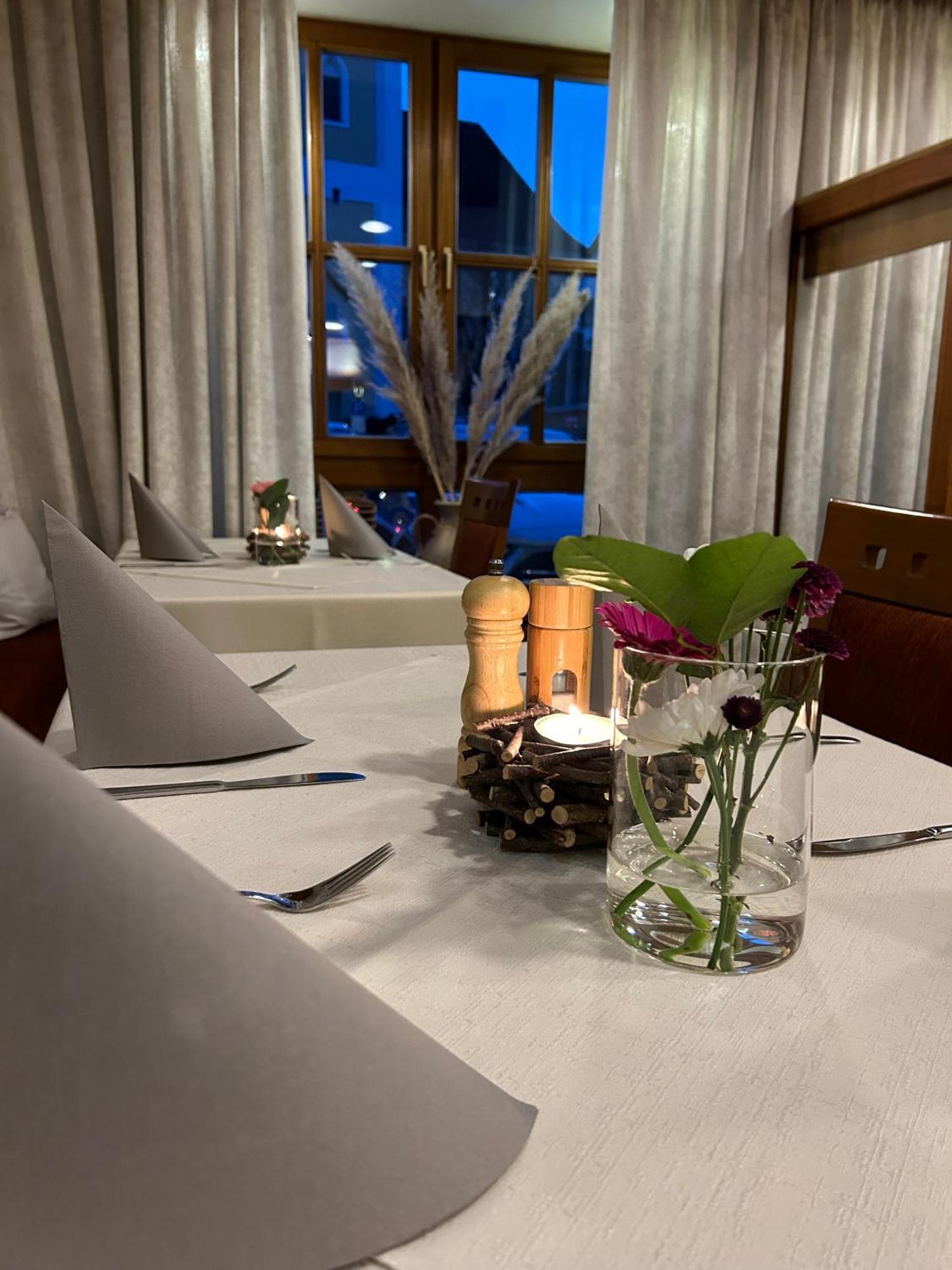 Hotel Gasthof Zur Post Konigstein in der Oberpfalz Ngoại thất bức ảnh